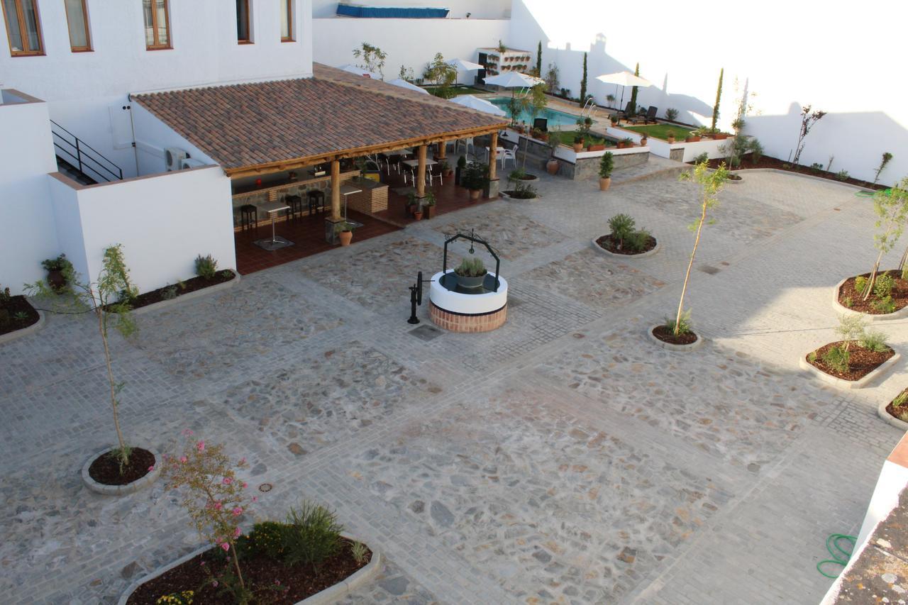 Hotel Entreolivos El Pedroso Exterior photo